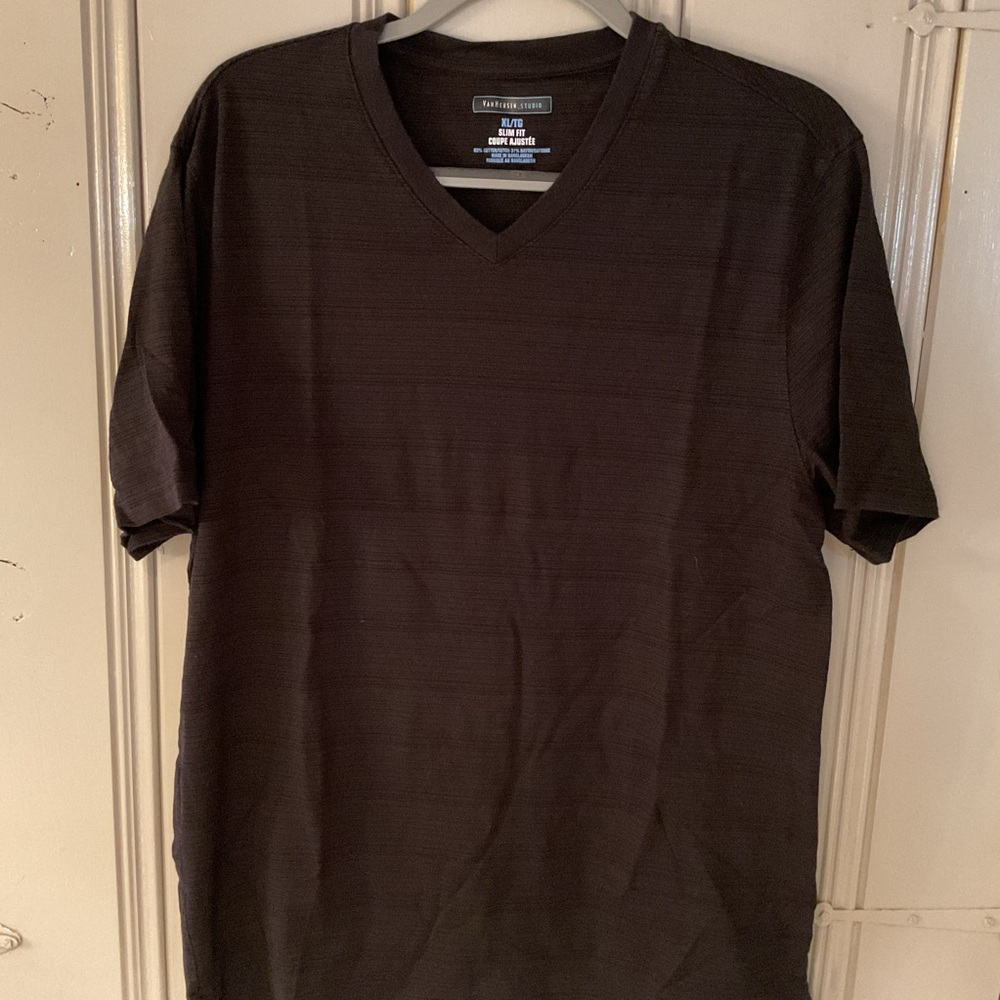 Van Heusen Studio Slim Fit v- neck shirt - Picture 6 of 7